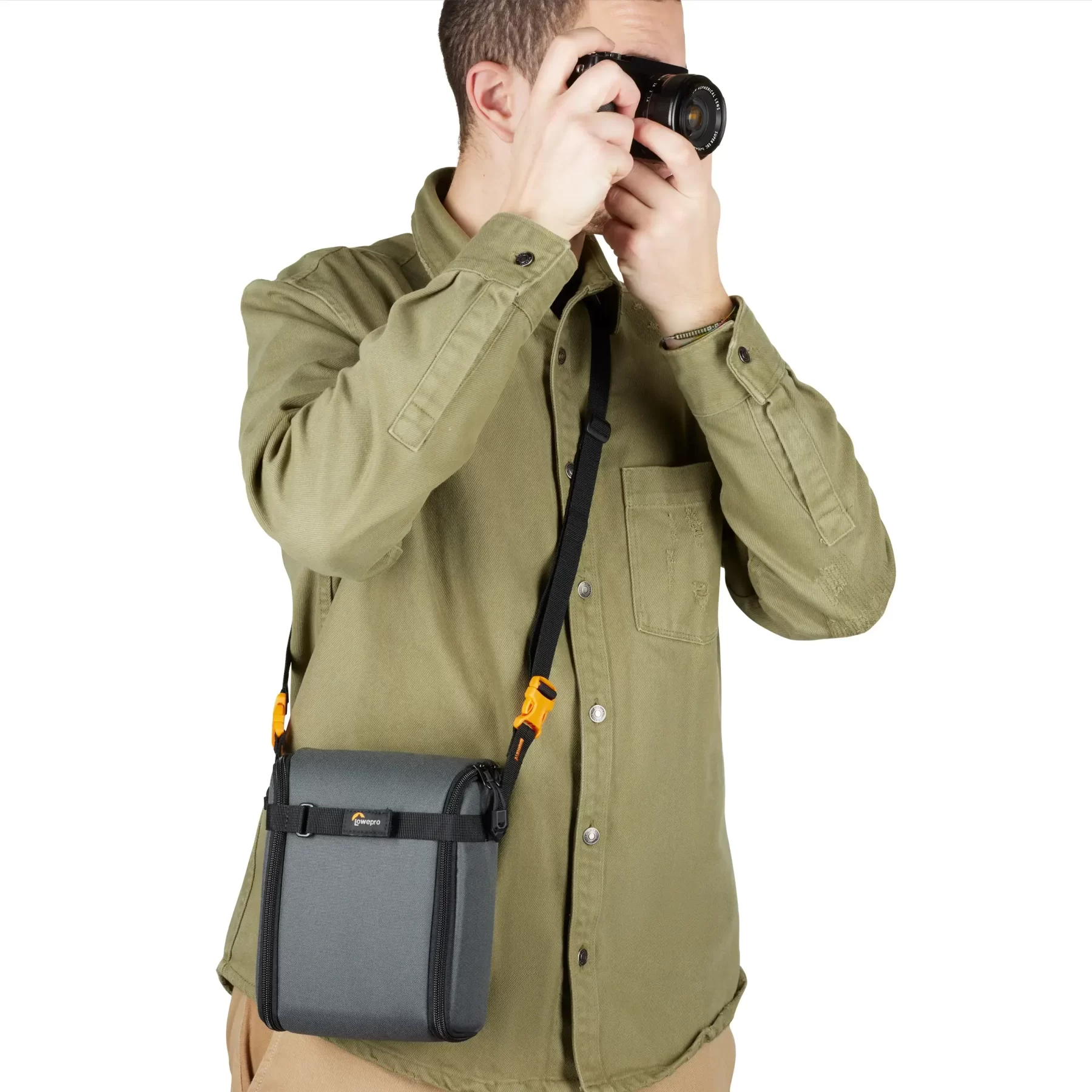 תיק גב אפור למצלמה Lowepro Trekker Lite BP 150 – תמונה 3
