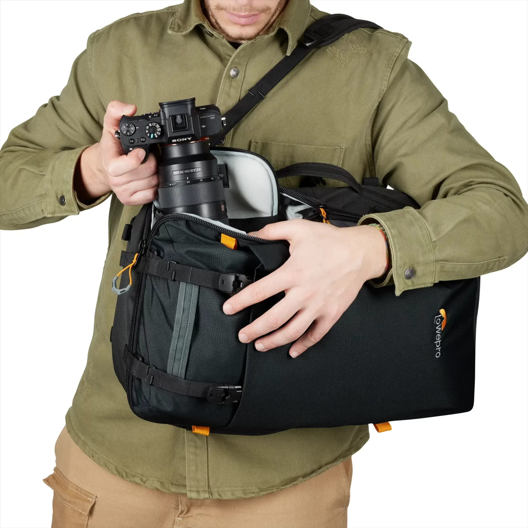 תיק גב שחור למצלמה Lowepro Trekker Lite BP 250 – תמונה 5