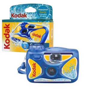 מצלמה kodak נגד מים חד פעמית 27 תמונות כולל פלאש .